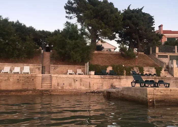 Beachfront Skoblar With Seaview Hébergement de vacances Privlaka (Zadar)