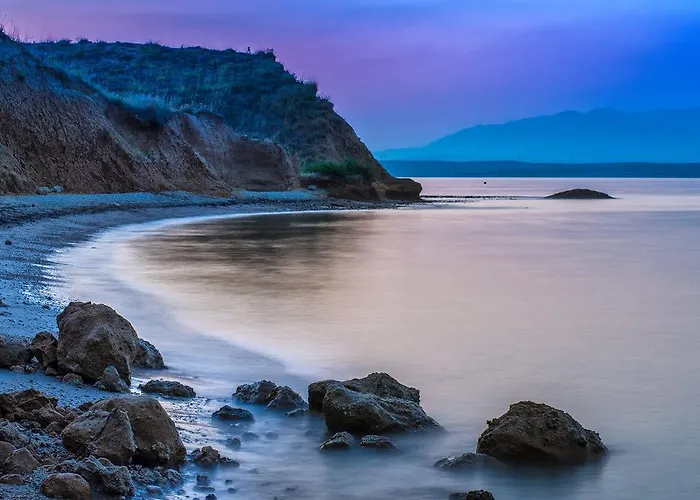 Beachfront Skoblar With Seaview