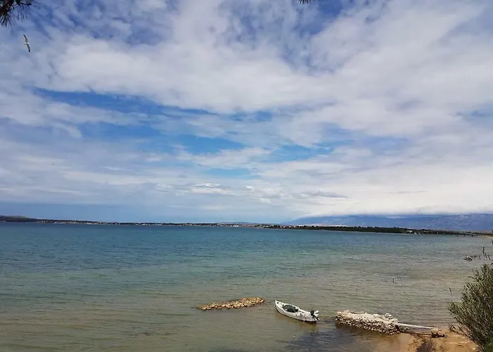 Beachfront Skoblar With Seaview Hébergement de vacances Privlaka (Zadar)