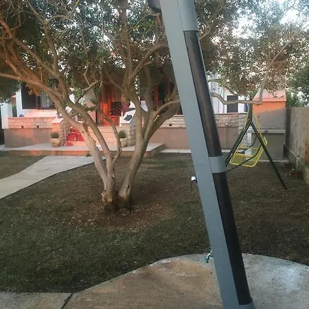 بيت للعطل Beachfront Skoblar With Seaview