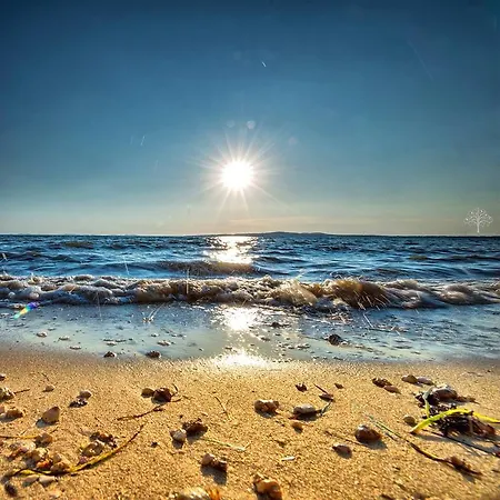 Beachfront Skoblar With Seaview *