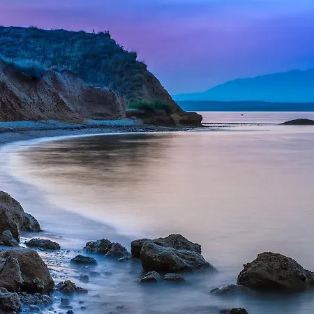 Beachfront Skoblar With Seaview