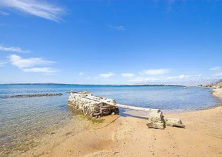 بيت للعطل Beachfront Skoblar With Seaview بريفلاكا