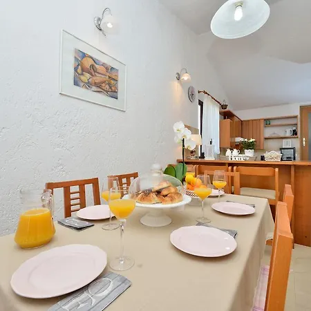 Ferienhaus Beachfront Skoblar With Seaview *