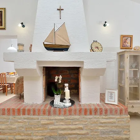 Beachfront Skoblar With Seaview بيت للعطل بريفلاكا